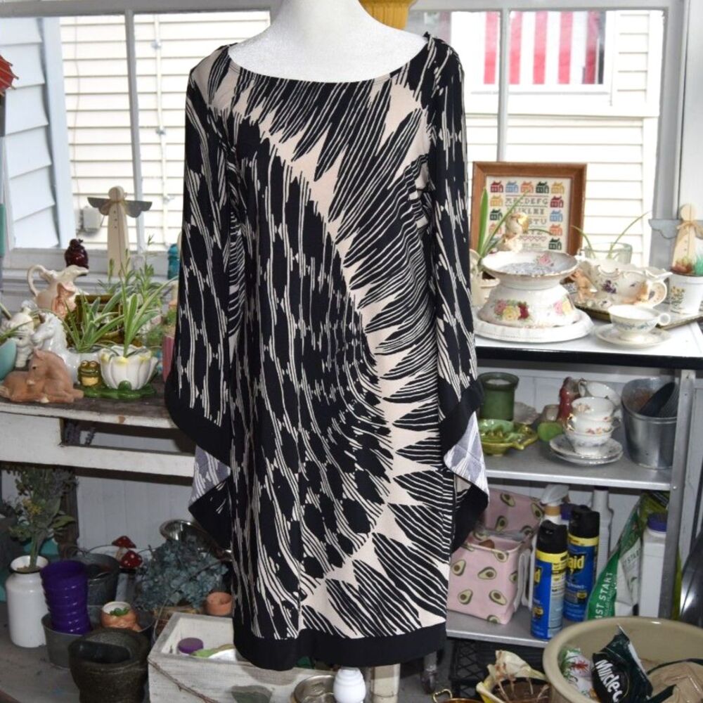 Bisou Bisou Michele Bohbot Dress Sz 8 Black Ivory Kimono Sleeve Sheath